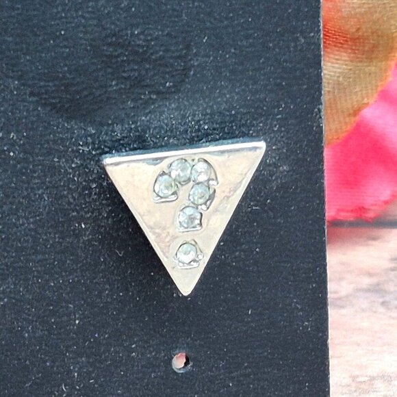 NWT GUESS Classic Triangle Question Mark Silver Tone STUD Earrings Pierced - Picture 2 of 3